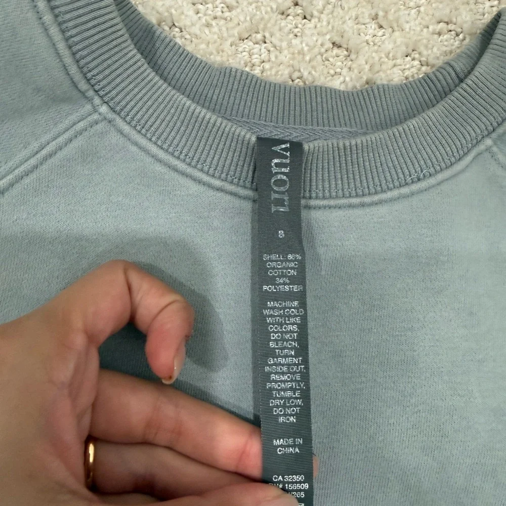 Vuori Pullover Crewneck Sweatshirt in dusty blue - Picture 2 of 4